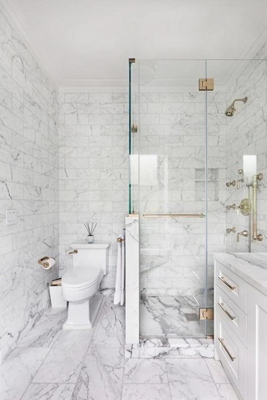 卫生间不做玻璃隔断怎么干湿分离,浴室干湿分离用玻璃隔断还是浴帘