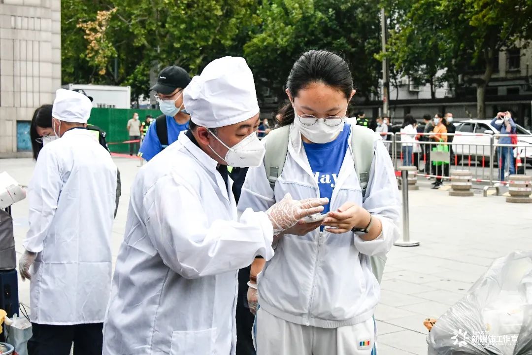 山海有相逢风雨有归期,山海有相逢相见有归期