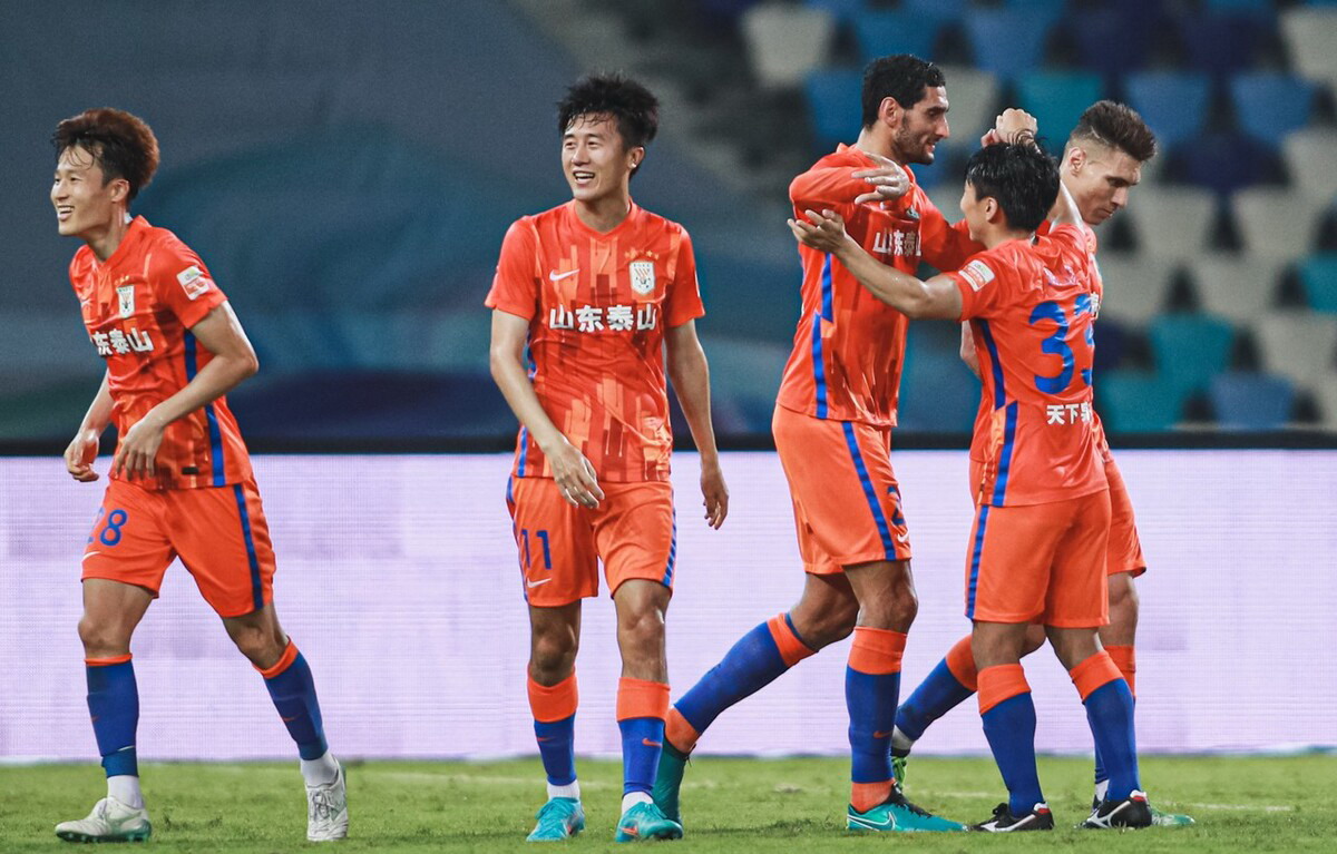 中超武汉三镇vs山东泰山费莱尼,中超第七轮贾德松