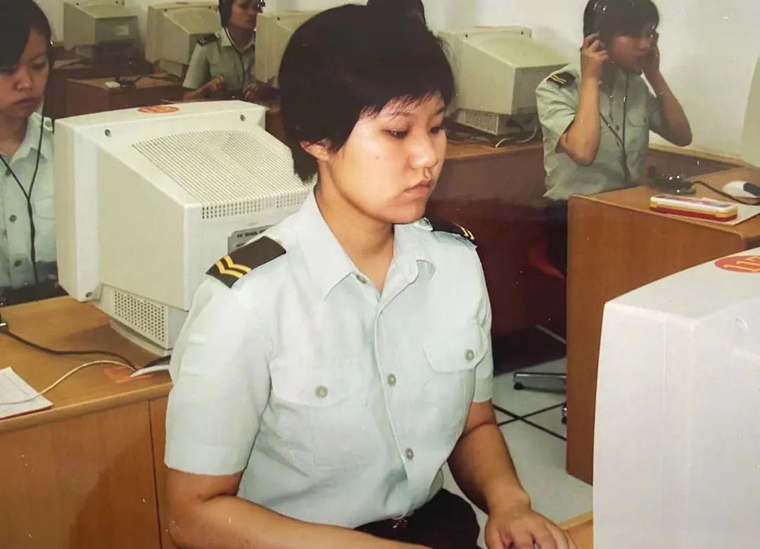 飒爽英姿军装,看看自己穿上军装的飒爽英姿