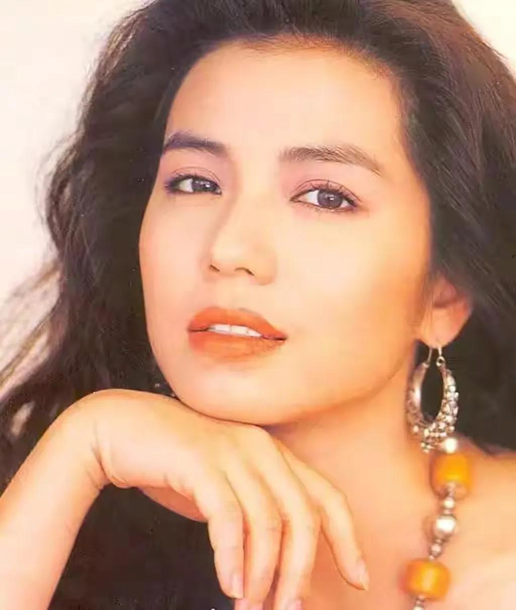 香港艺人邵逸夫,香港富豪邵逸夫的人生经历