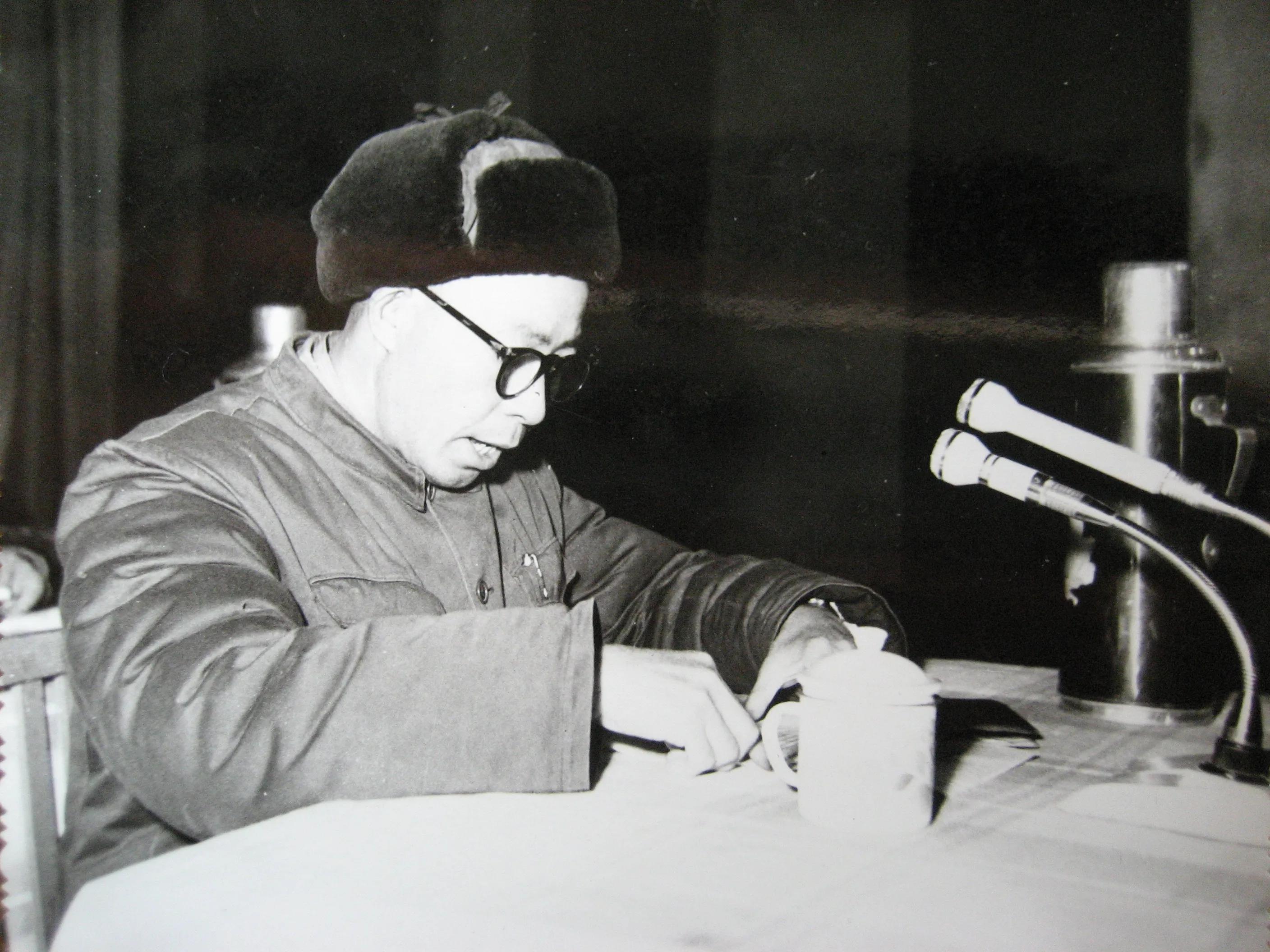 红一方面军二军团长,红军2方面军主要成员