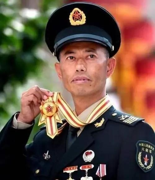 军人工资一般多少钱一个月,2020年团级退休军人工资为多少