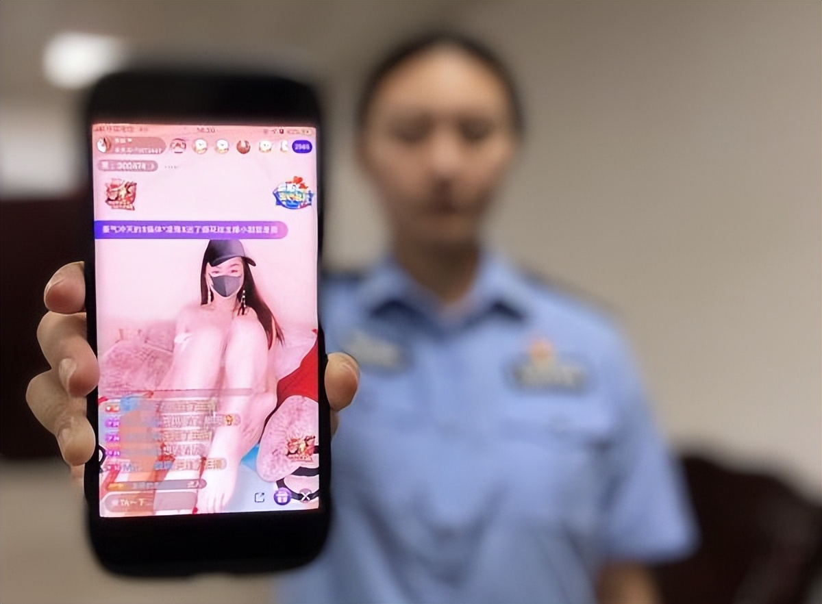 自己在家浏览黄色网站是个人行为还是违法行为