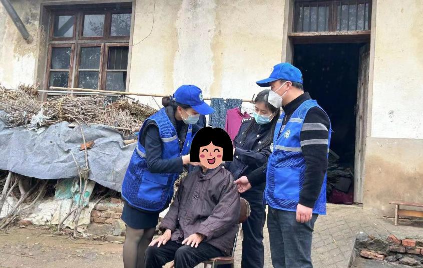 《法治日报》关注：2200多个“警民议事群”，服务群众“零距离”