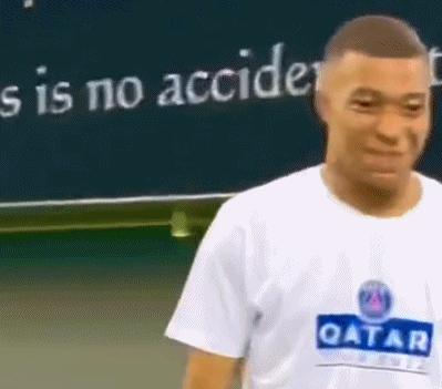 梅西被段子手玩坏,梅西惨遭段子手