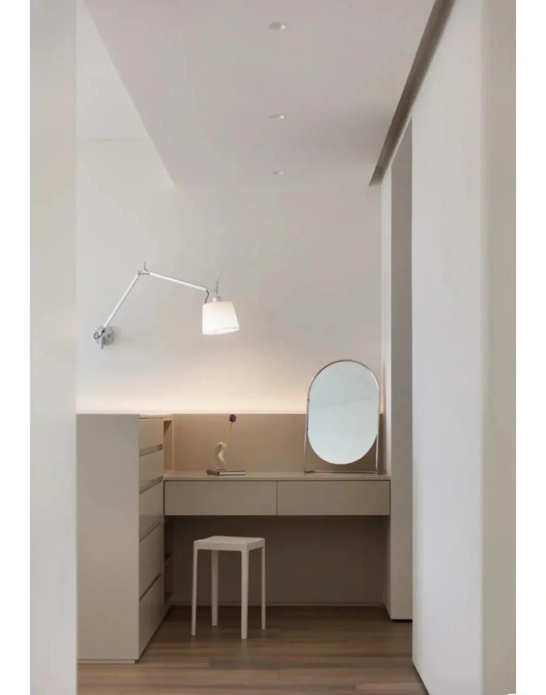 缇庡コ鏅掕嚜瀹剁殑璞畢瑁呬慨,缇庡コ鏅掕嚜瀹剁殑璞崕瑁呬慨