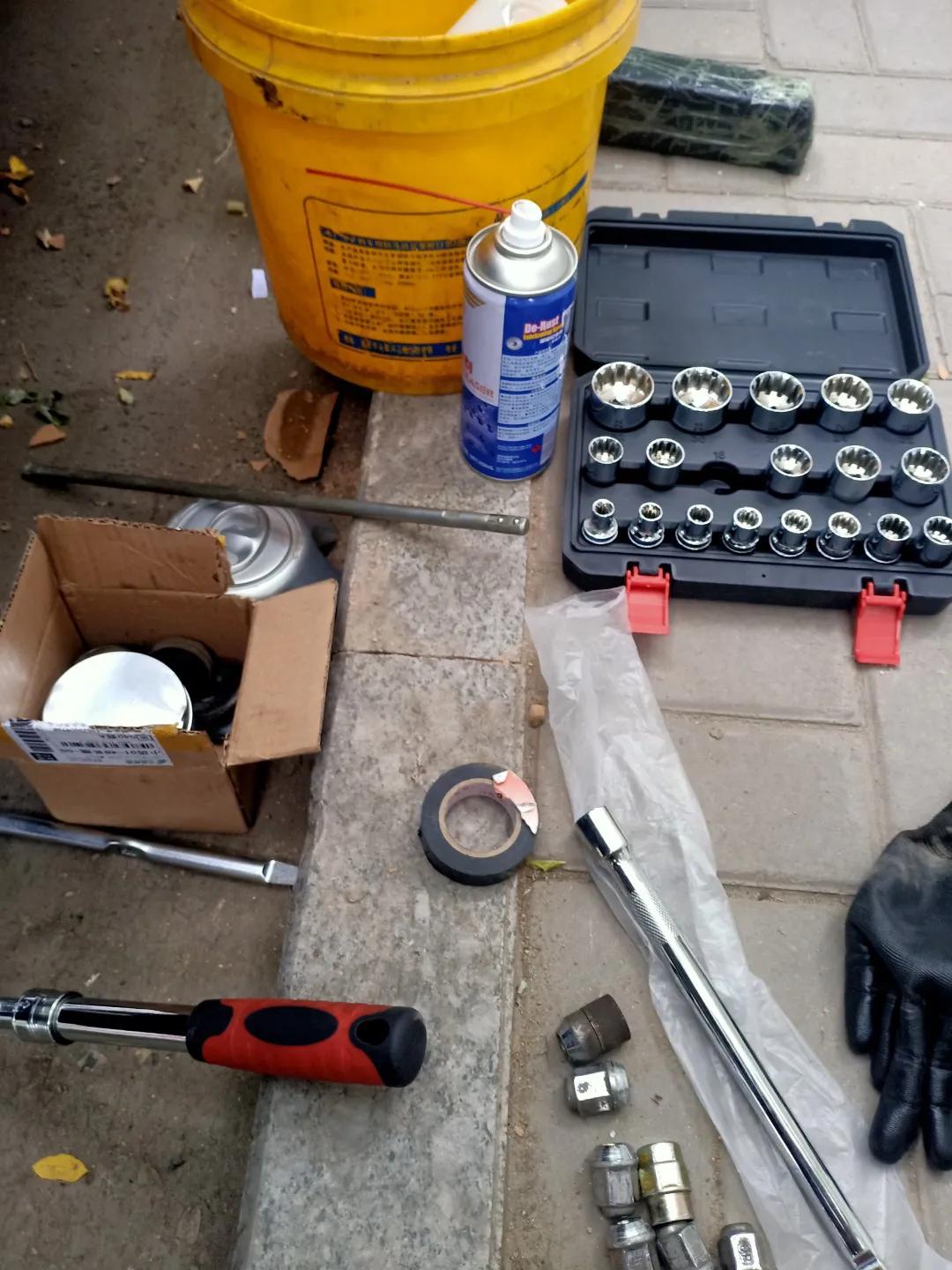 越野车换减震器需要定位吗,自己更换汽车减震器连杆