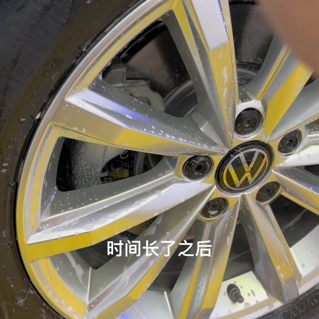 纯流水账作品,主要记录清洁轮毂的几个步骤。#抖音汽车