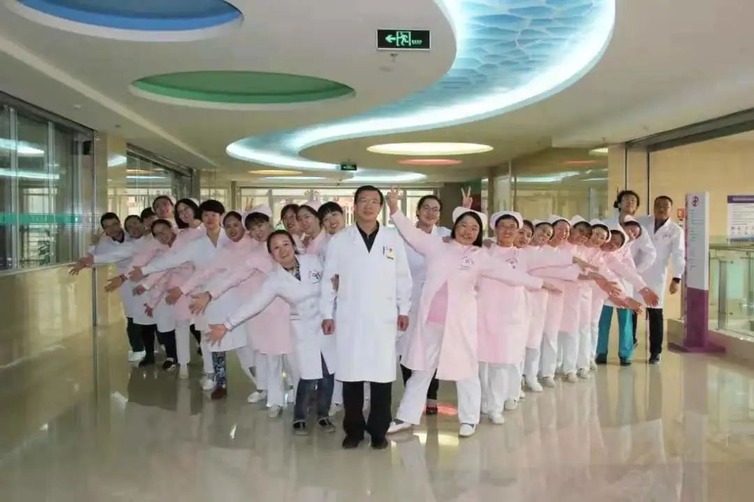 “术过无痕”,一个小孔解决孩子大问题