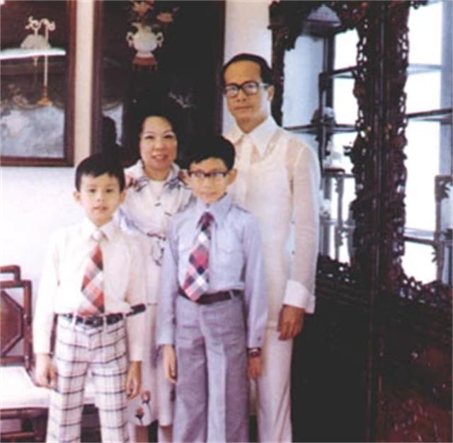 香港富豪三儿子,香港富豪的三个儿子