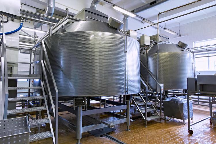 忽悠老人的羊奶粉,你踩雷了吗?医生:看清这几点,别再上当受骗