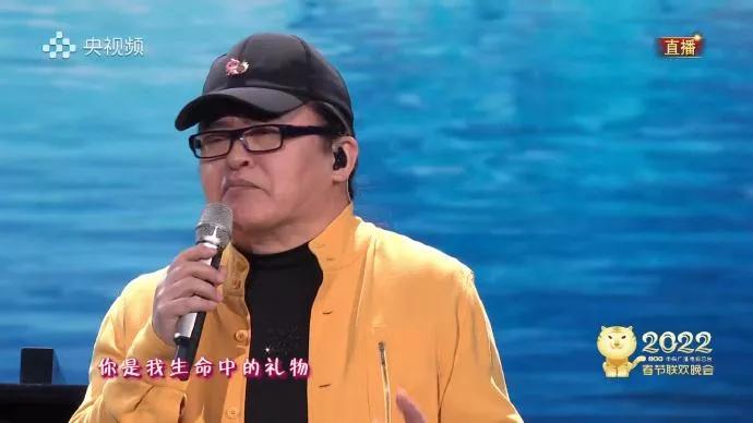 冰墩墩到底是怎么诞生的,冰墩墩在全世界到底有多火