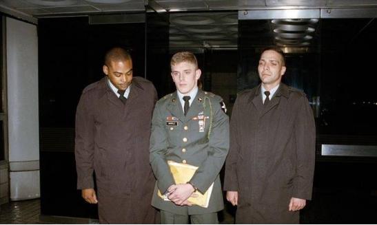 “动韩国就是动美国！”，话音刚落，美军就“动”了韩国女子