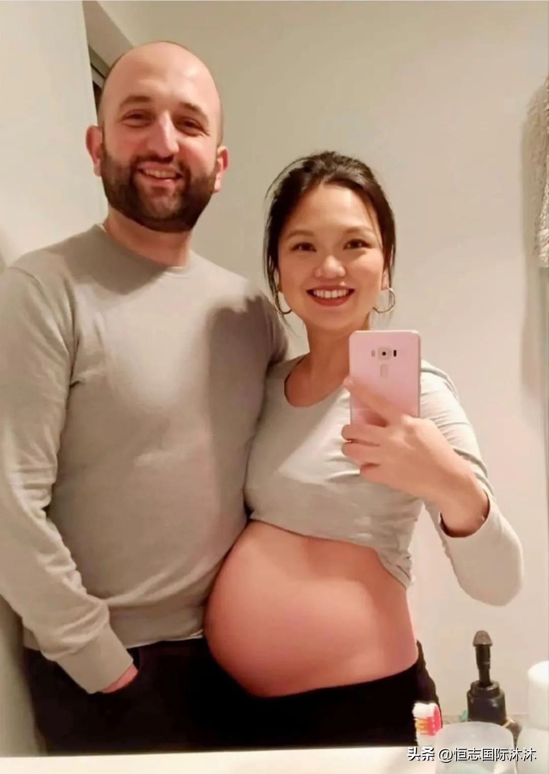 月嫂在国外比国内还吃香,月嫂出国挣得多吗