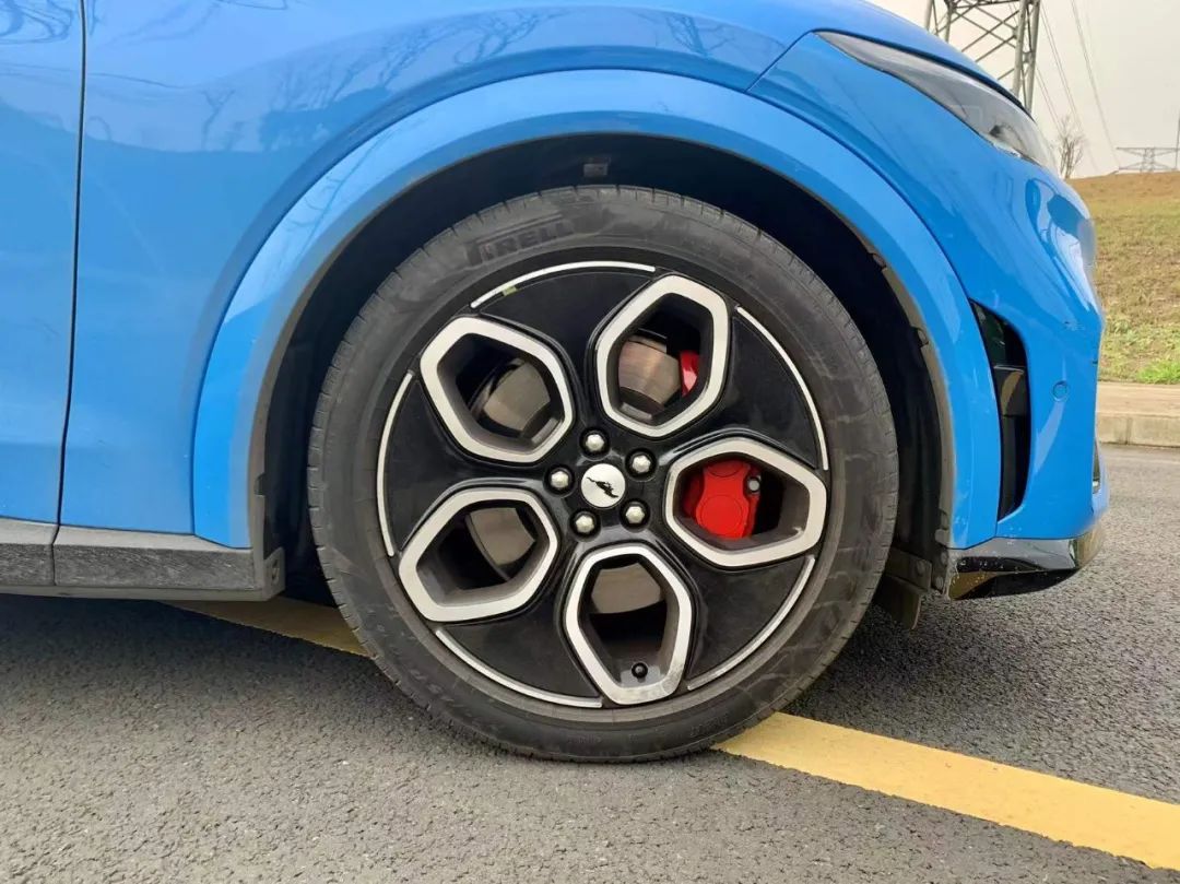 mustangmach-e电动suv怎么样,福特mustangmach-e沉浸体验