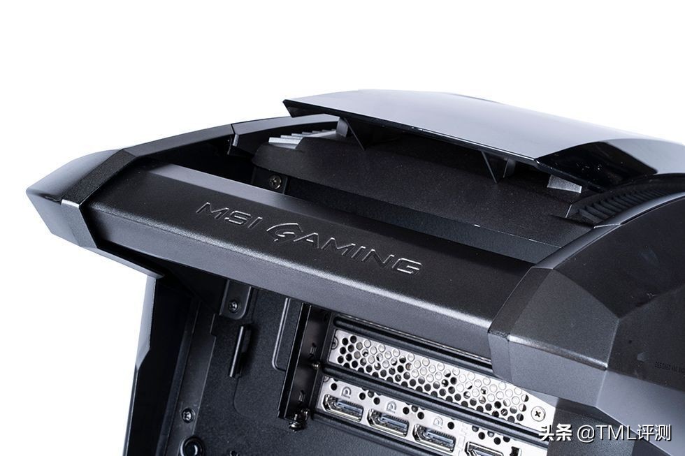 来自旗舰顶配的快乐—微星宙斯盾Ti5（12th）游戏主机评测