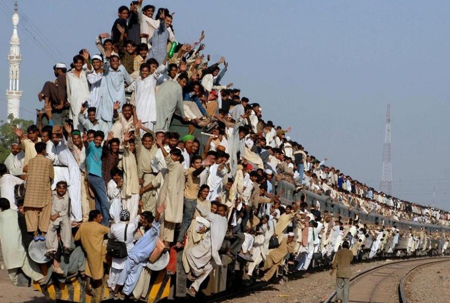 讲个笑话：为联通整个中东，美印沙阿四国拟联手打造铁路网络