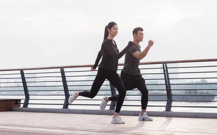 运动前锻炼热身,锻炼前先跑步热身