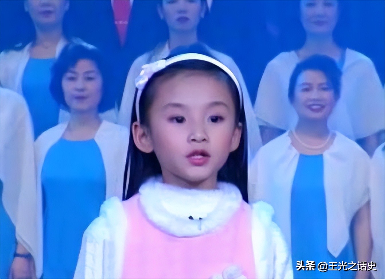 李嘉欣是汉族还是葡萄牙人,李嘉欣为什么是葡萄牙国籍