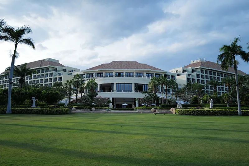 三亚归来不看海什么意思,三亚归来不看海黄山归来不看山