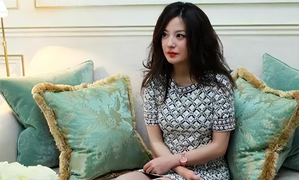 顶风作案！赵薇的恶行何止亲日辱华，如今的下场是咎由自取