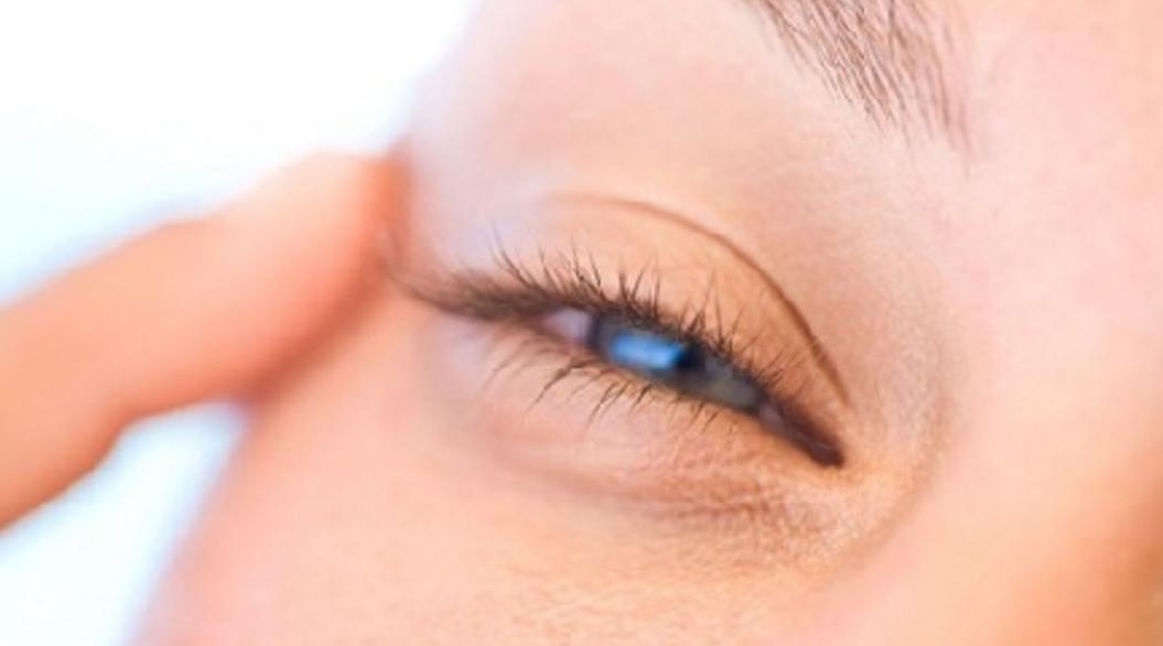 尿毒症晚期吃不下饭是什么原因,尿毒症流鼻血是什么原因引起的