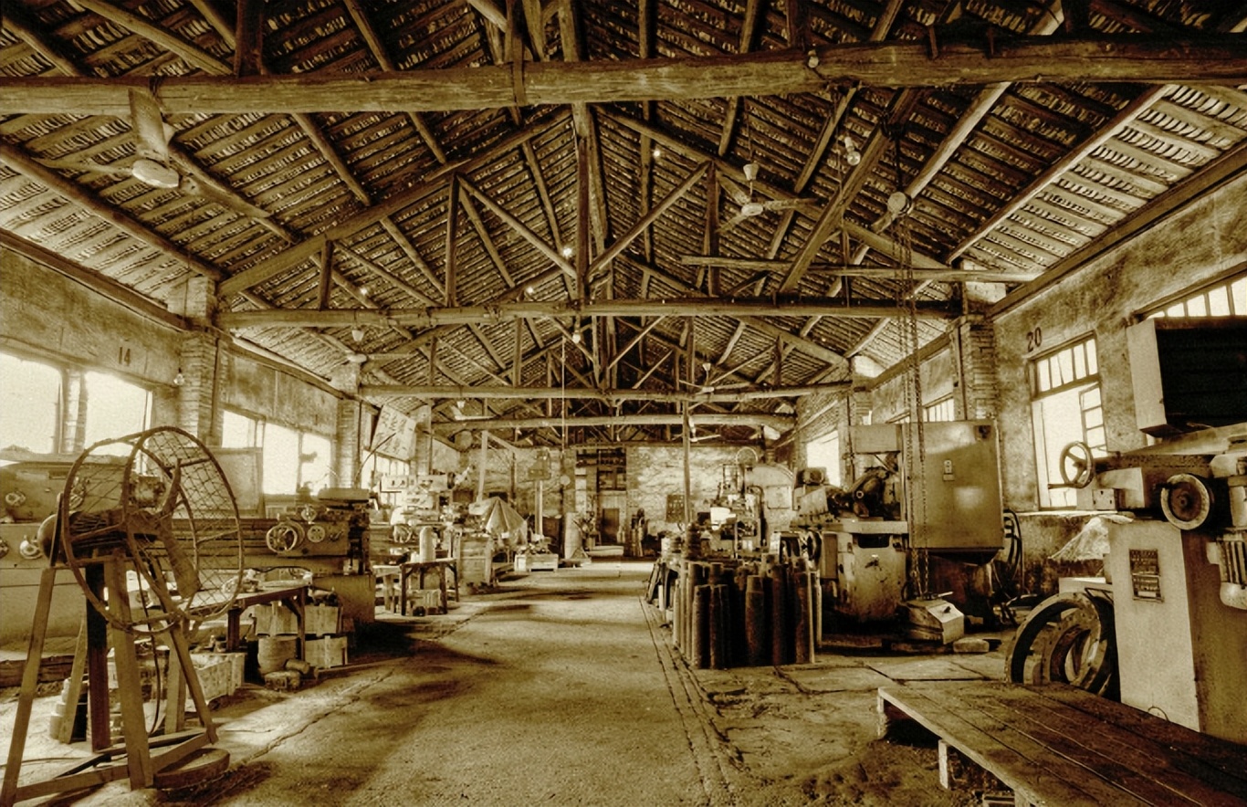 国内工厂是怎么压榨工人的,压榨不定时工作制员工