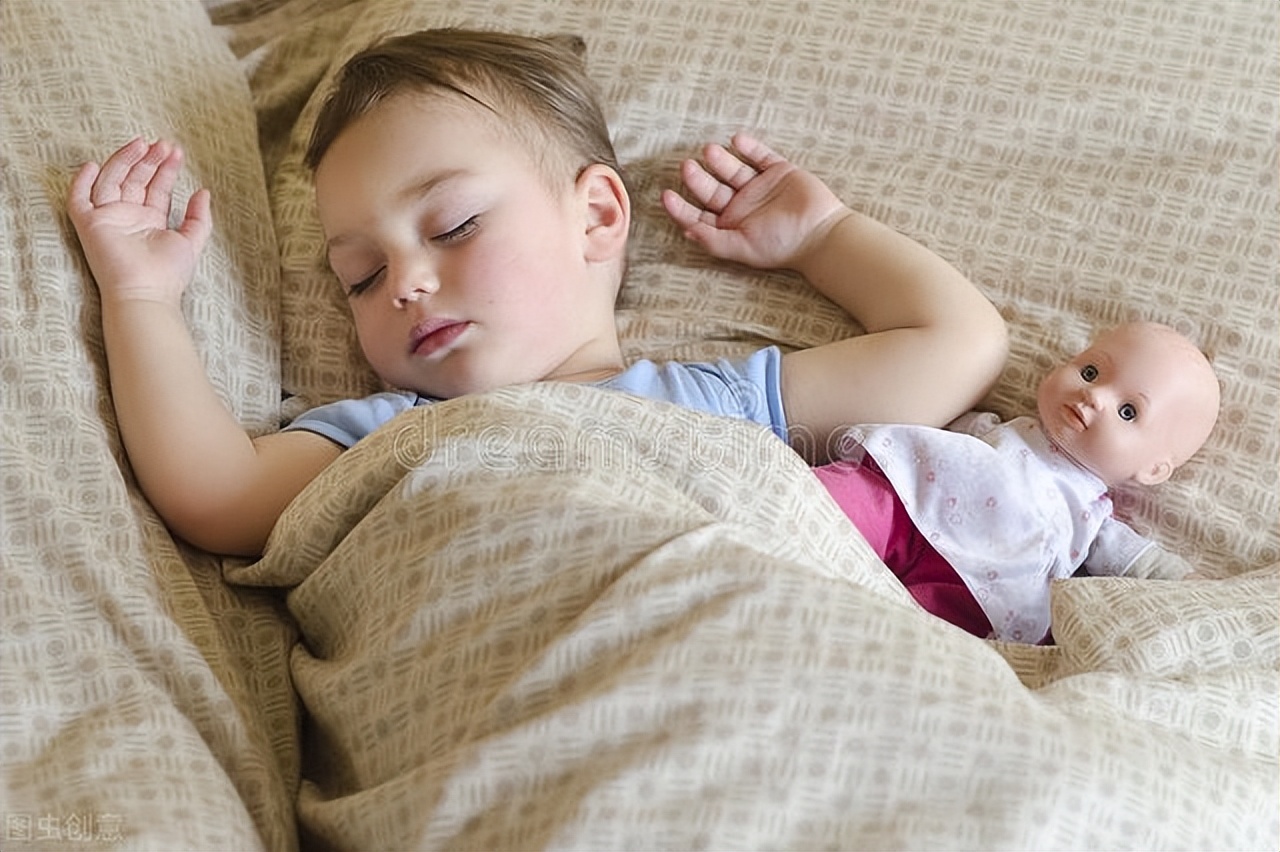 儿童发烧一招搞定,孩子发烧建议新手宝妈收藏