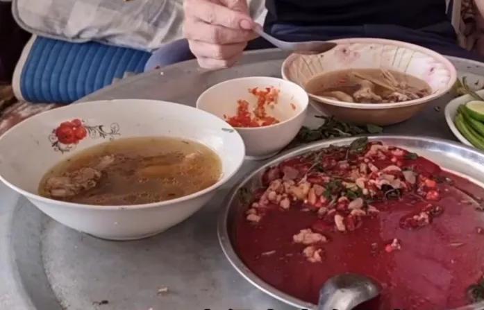 广西大叔娶老挝美女三年花费100万,36岁小伙娶老挝女大学生