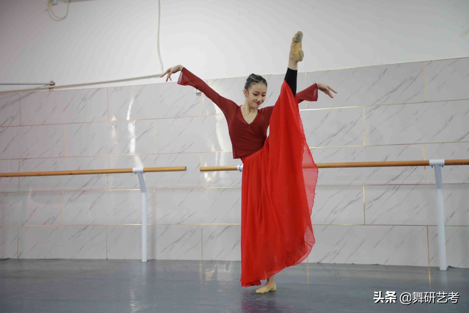 郑州舞蹈艺考集训班要多少钱,徐州舞蹈艺考培训靠谱吗