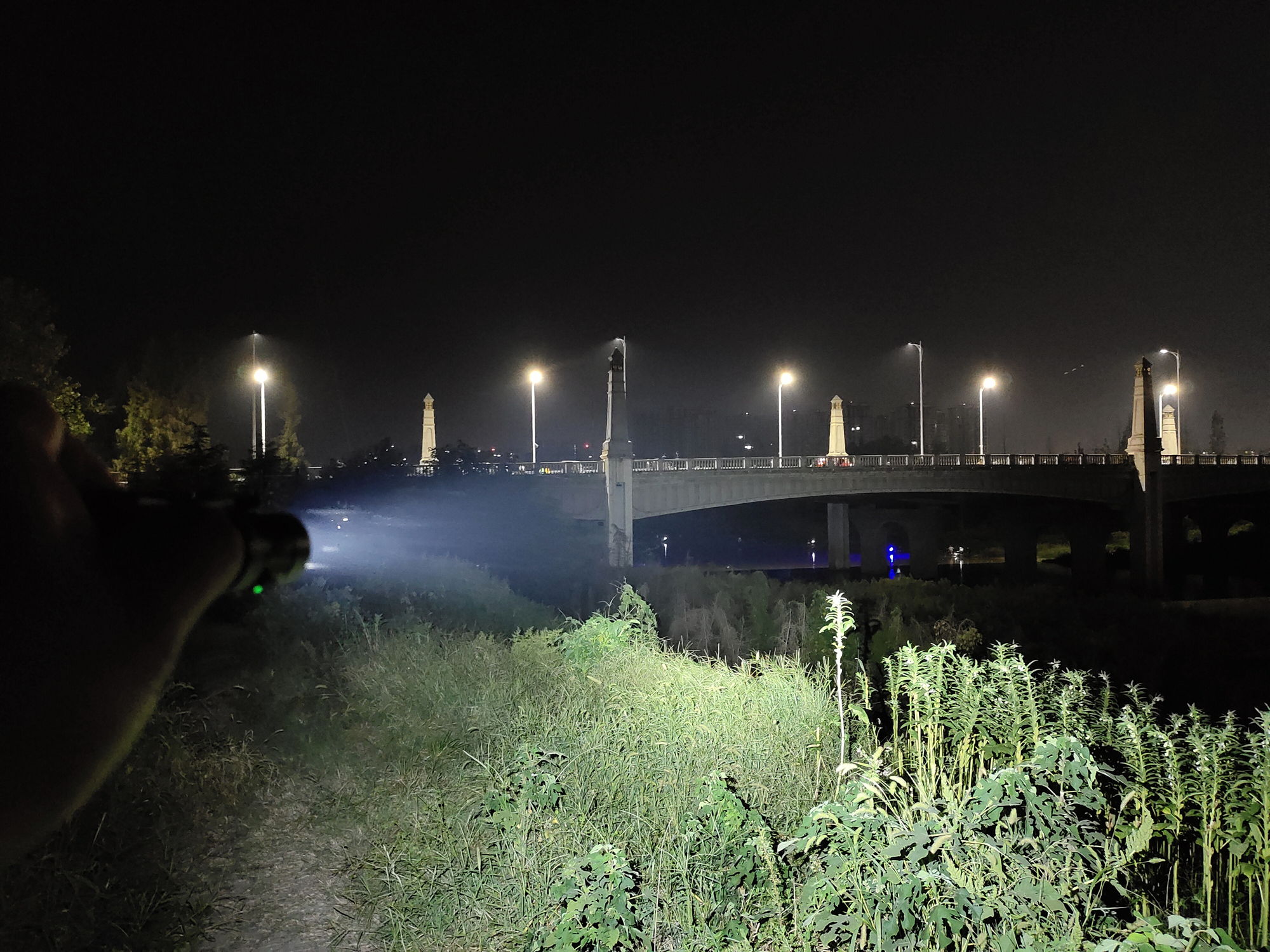 亮度提升，使用舒心！Olight傲雷指挥家Baton3pro手电体验