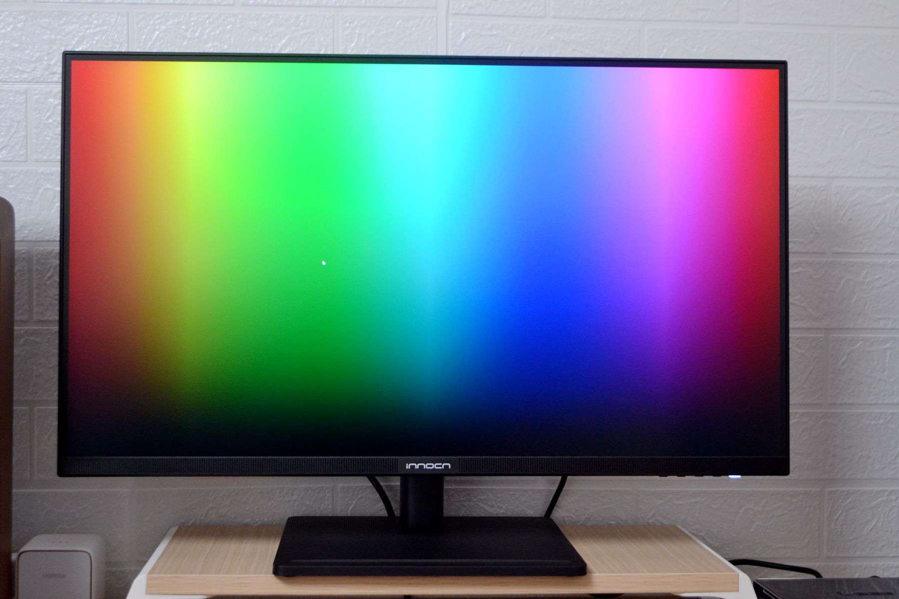 售价不足千元，显示效果媲美万元级，目前质价比最高的4K显示器