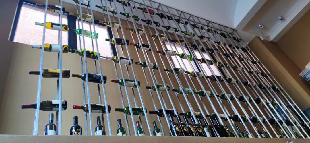 记者卧底实探麦当劳餐厅,北京三里屯餐厅酒吧