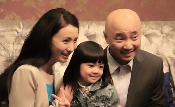 女儿被别人说丑怎么怼回去,女儿嫌弃妈妈长得丑怎么教育