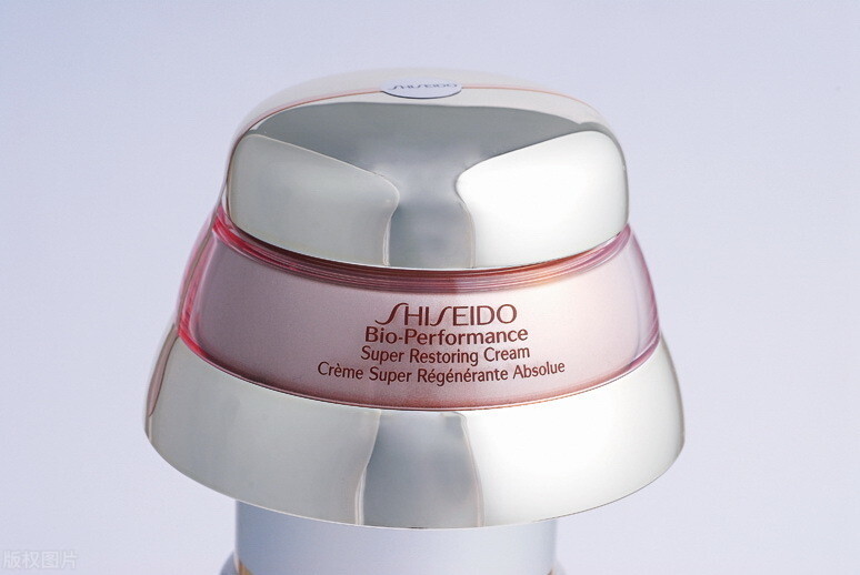 夏天护肤用乳液还是面霜,护肤乳液和面霜用哪个