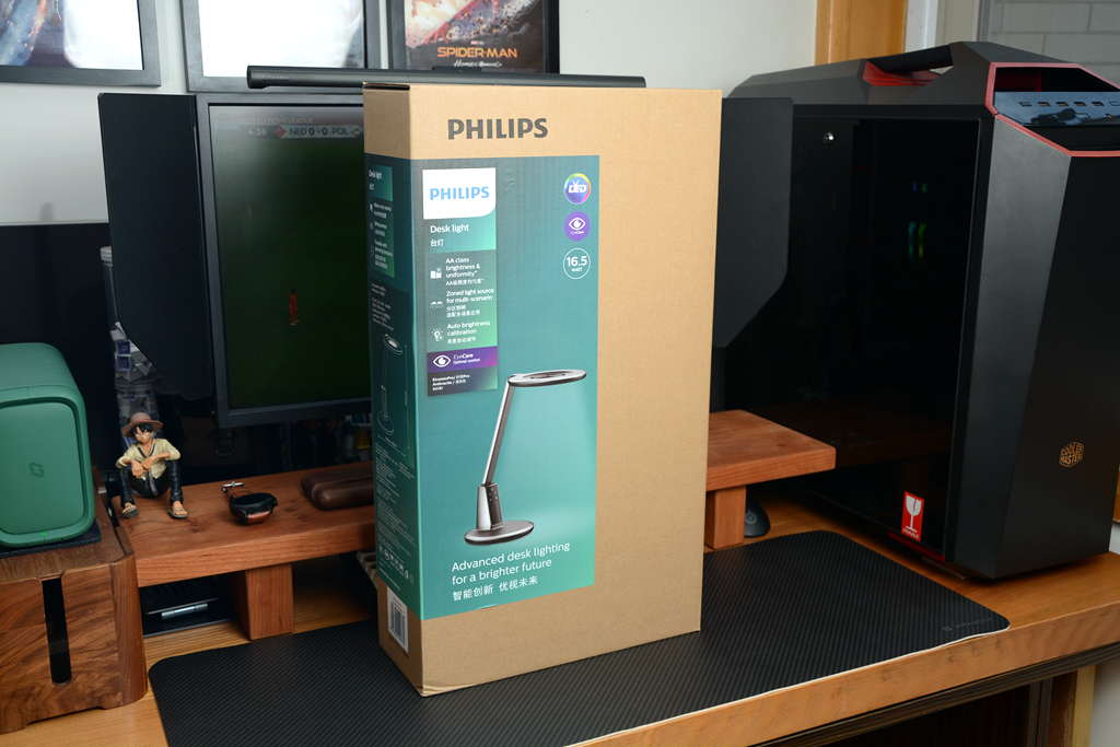 飞利浦轩坦台灯灰色还是白色好看,飞利浦轩坦护眼台灯pro测评