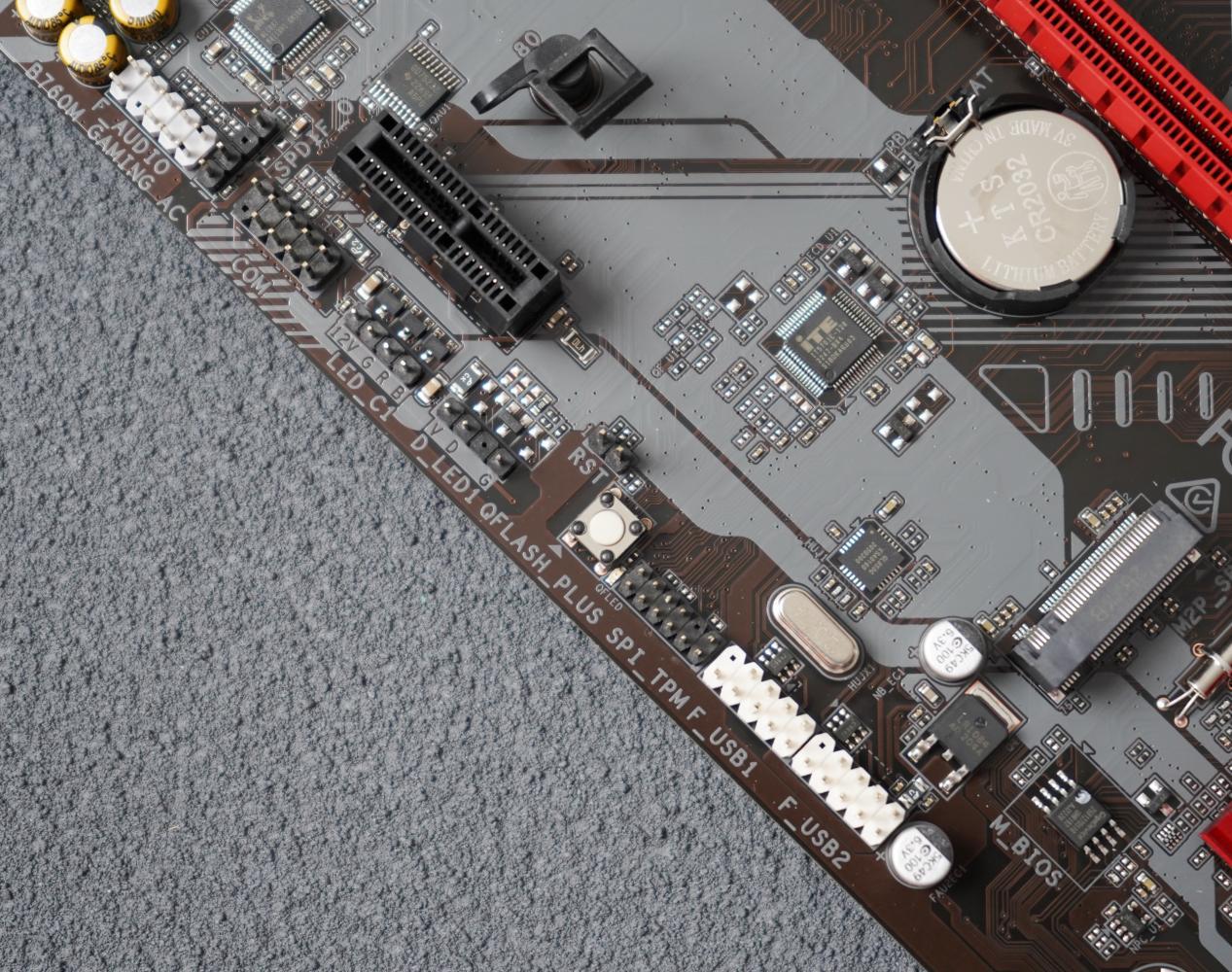 技嘉b760maoruselited5推荐机箱,技嘉b760mgamingacd5wifi测评