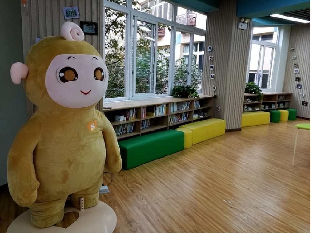 用“VR”视野，探校（三）！师大实外学生的心理健康，有保障！