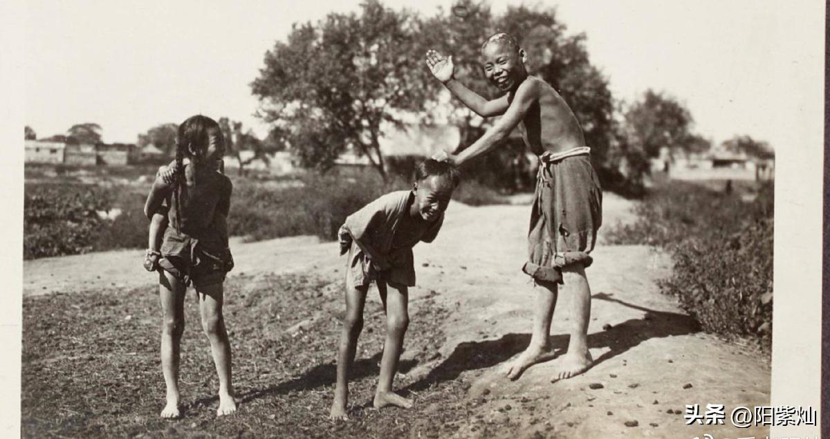 纳粹德国屠杀犹太女人,变态纳粹