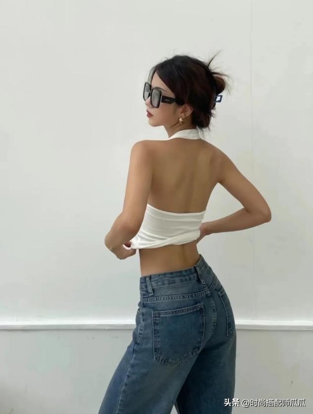 “白幼瘦”大势已去，现在男生都喜欢的是“蜜桃臀”，回头率很高