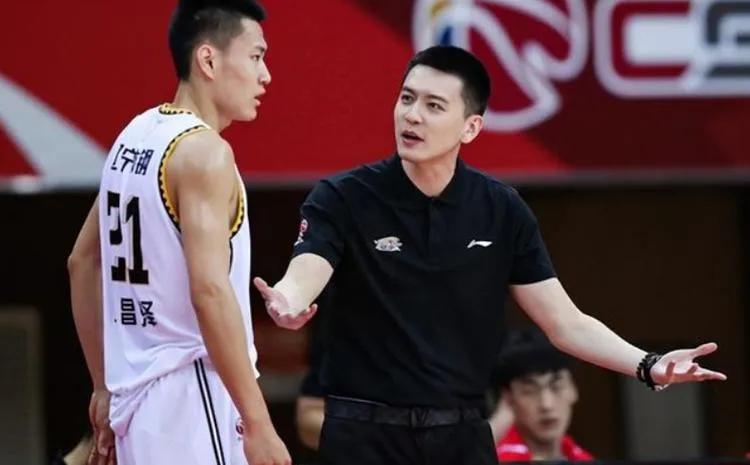 辽宁男篮现场观赛视角,2021-2022赛季辽宁男篮比赛时间表