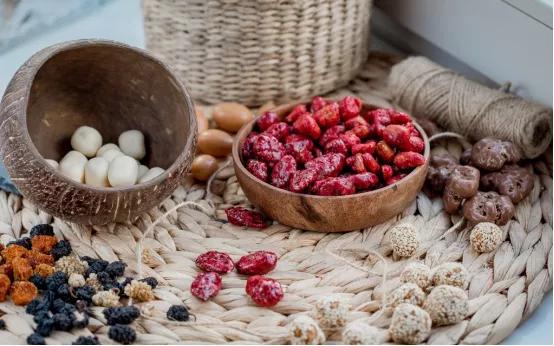 仲景食品、三只松鼠“烦恼”拆解价值春天有多远？