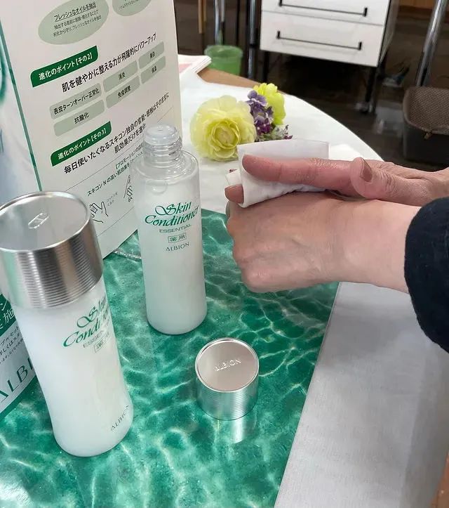 澳尔滨健康水日本专卖店,奥尔滨爽肤水和健康水哪个好