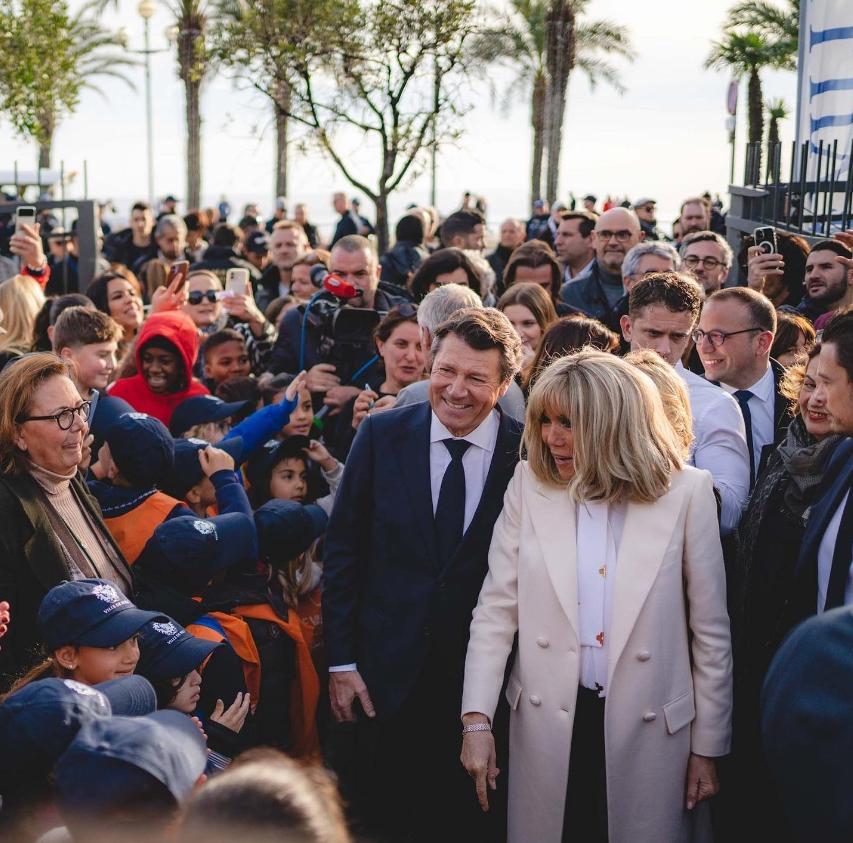 67岁法国第一夫人,法国第一夫人65岁