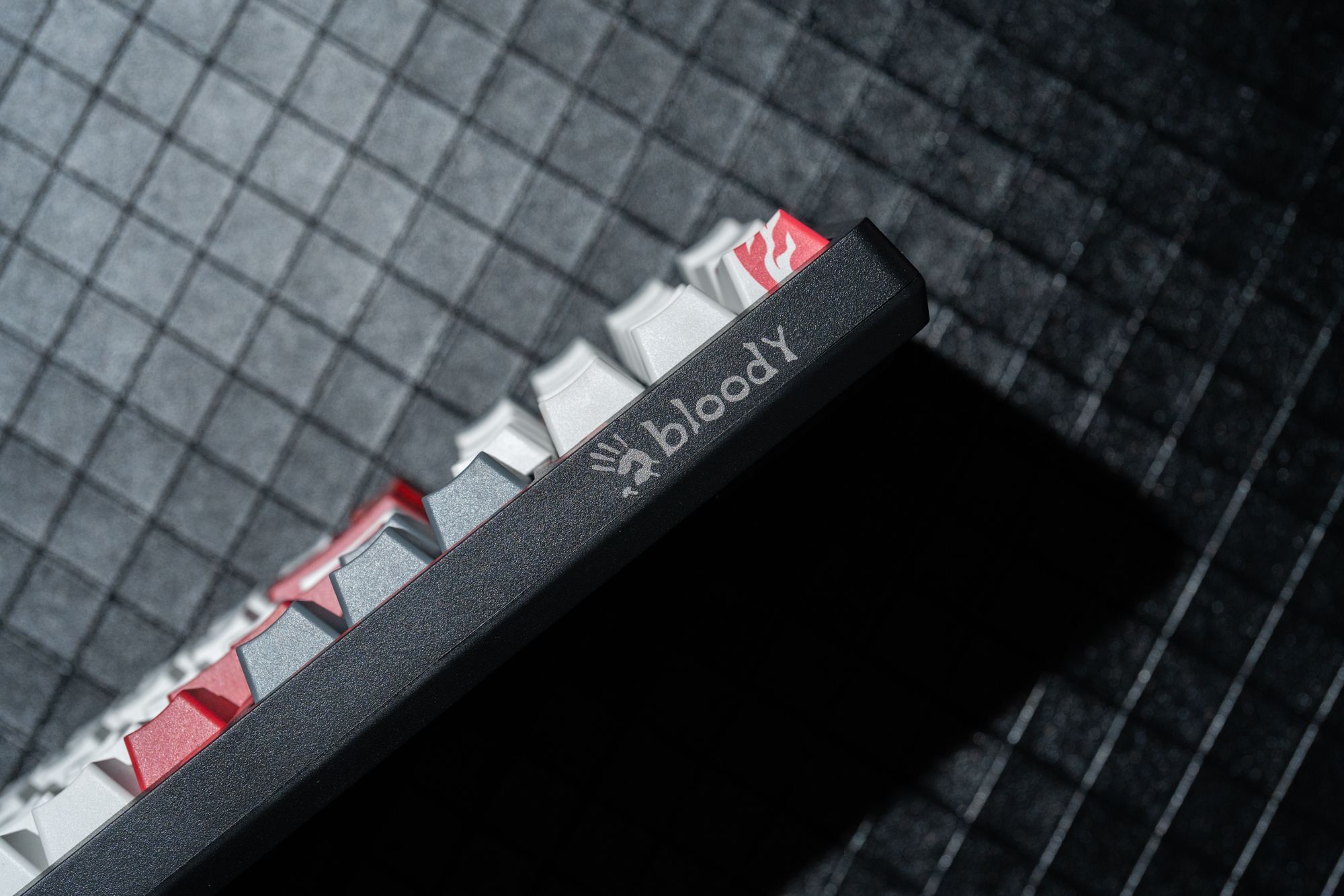 双11好物推荐双飞燕3玩家变速机械键盘T98永劫款