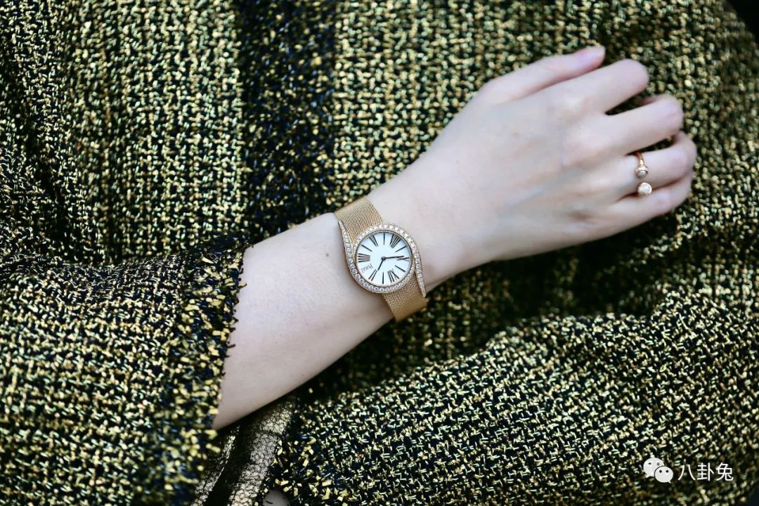 伯爵表怎么选,伯爵情侣对表