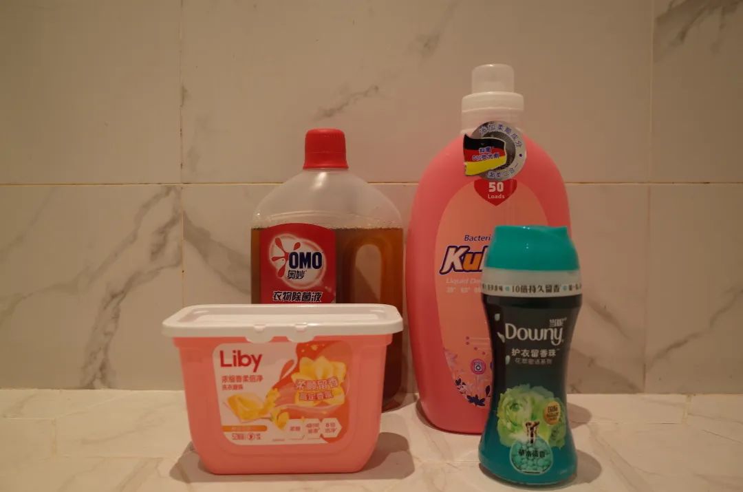 洗衣服需要知道的常识 (洗衣服都要注意什么)