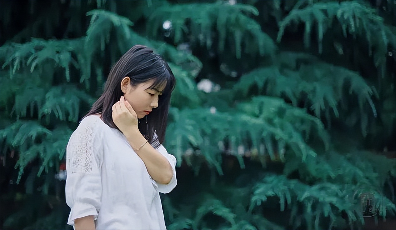 打油诗搞笑幽默风趣的句子,最幽默的押韵打油诗