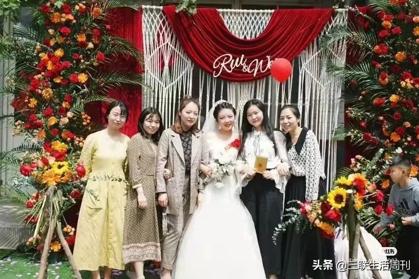 我回农村办新式婚礼：自己策划，村民夸奖，还登上了热搜